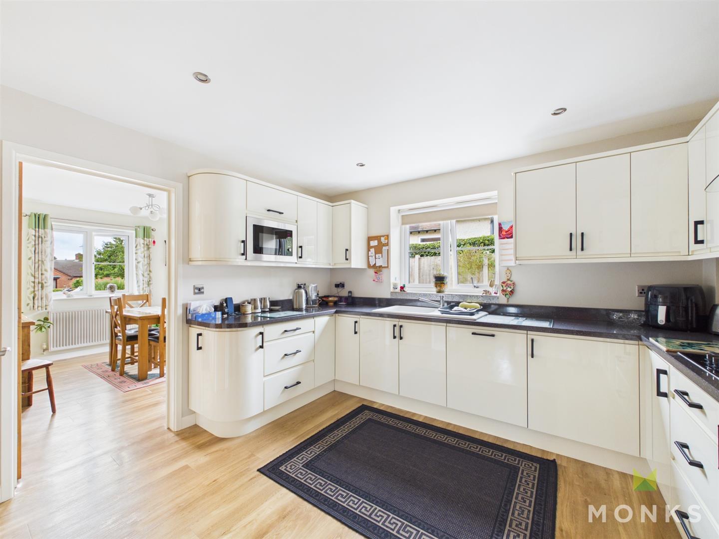 28 Leek Street, Shrewsbury, SY4 5EP For Sale